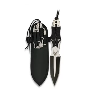 SET OF 3 THROWING KNIVES...